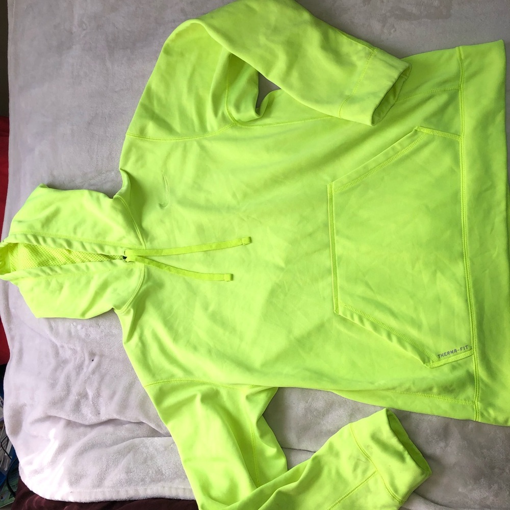 Nike sweatshirt Size Large no stains